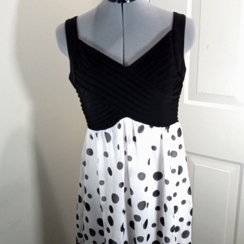 Cato, Womens  Sz 8 Blk/white Maxi Dress